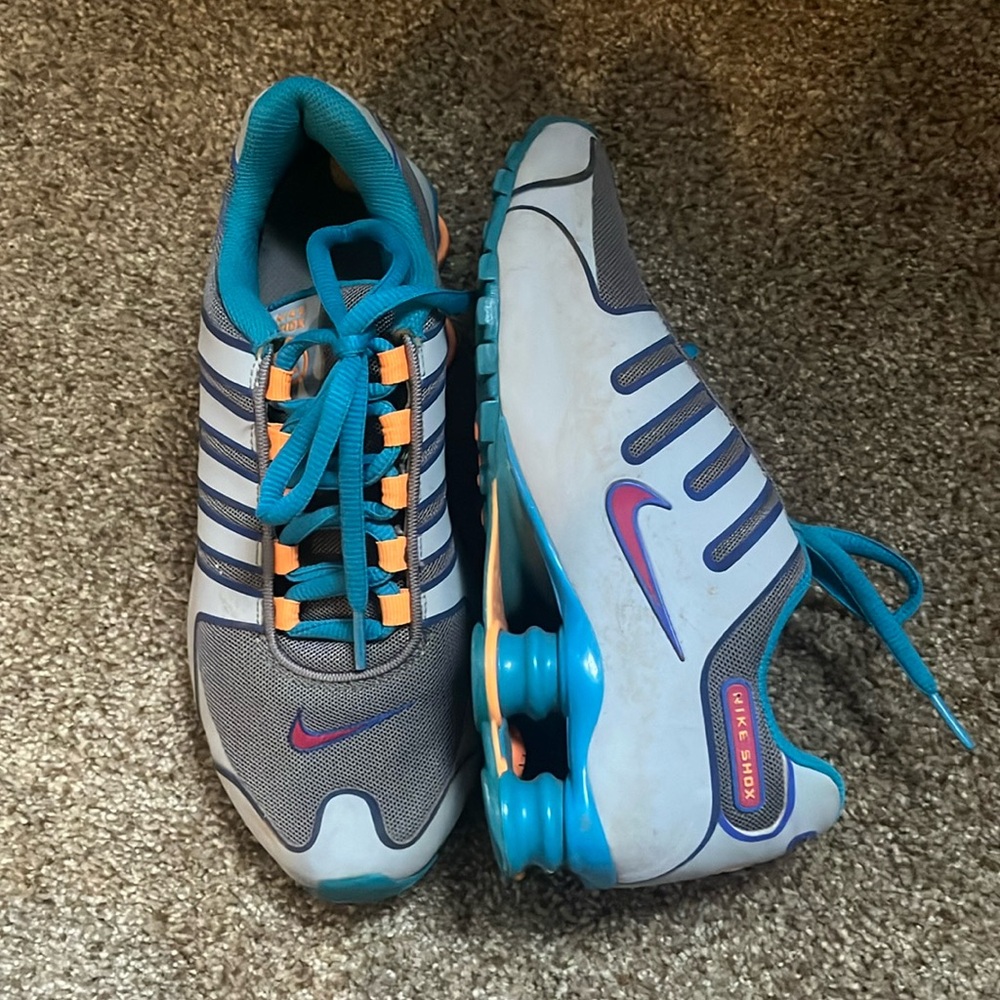 Nike shox